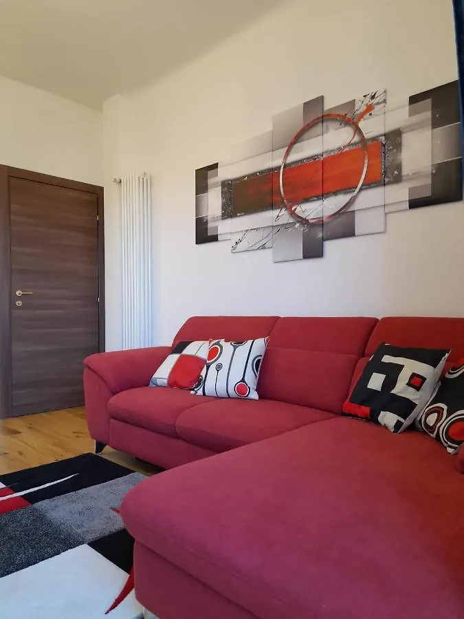 Bellissimo Appartamento Zona 8 Milano