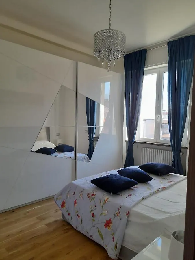 Bellissimo Appartamento Zona 8 Milano